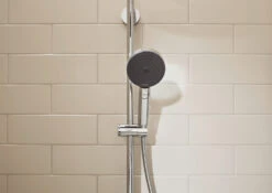 Hansgrohe Pulsify Showerpipe 260 1 Strahlart, Mit Shower Tablet Select 400