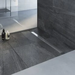 Drainset Komplett, Superflache Duschrinne Compact 90 Cm Mit Abdeckung Zero 11 Drainset Komplett, Superflache Duschrinne Compact 90 Cm Mit Abdeckung Zero -Badwelt Verkauf hersteller megabad sortiment duschrinnen drainset komplett 3632864